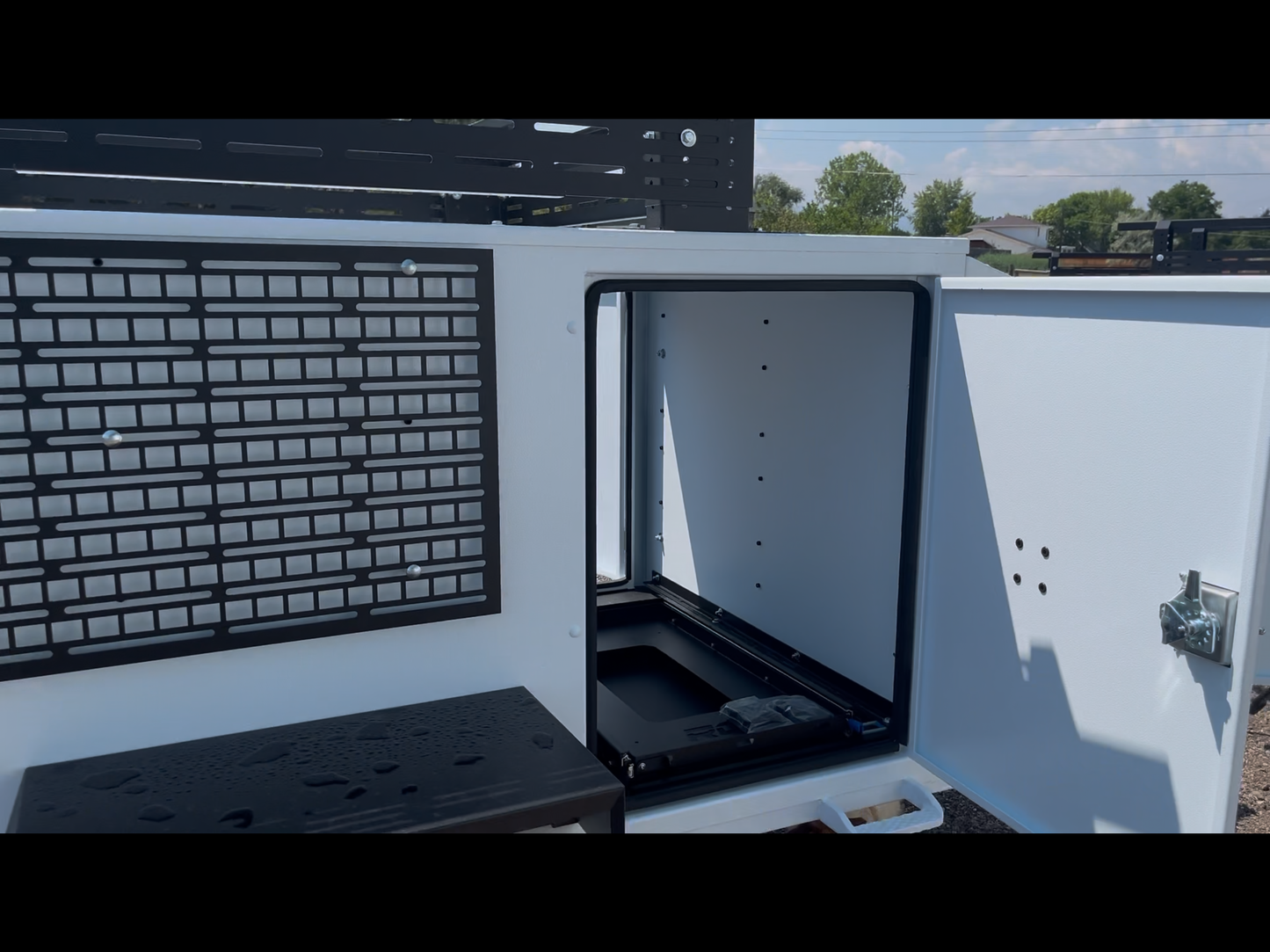 The STUD - Overland/Offroad 4x4 Trailer