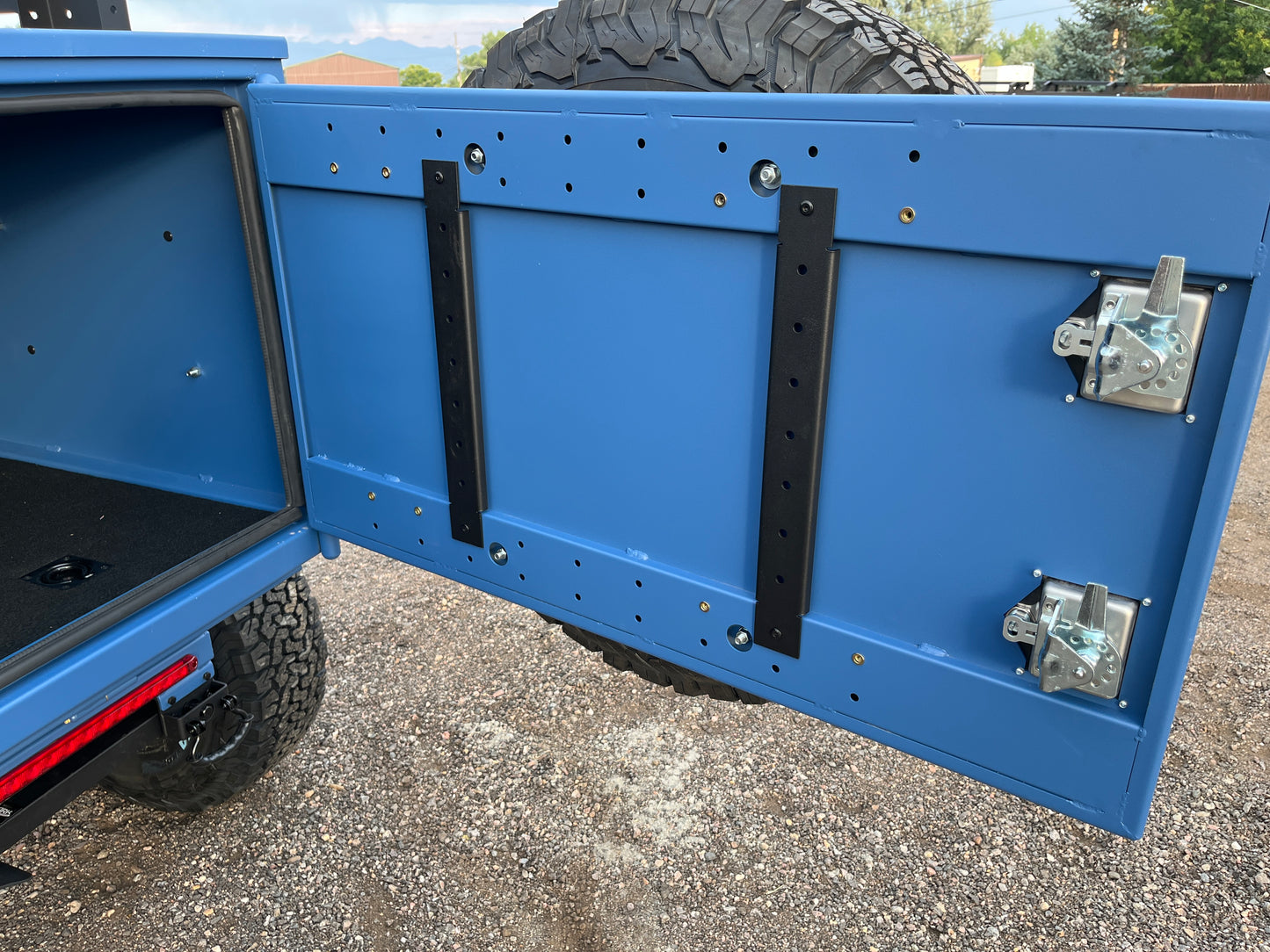 The STUD - Overland/Offroad 4x4 Trailer