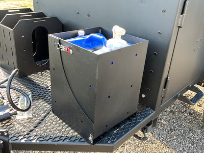 7-Gallon Water Carrier/TIpper