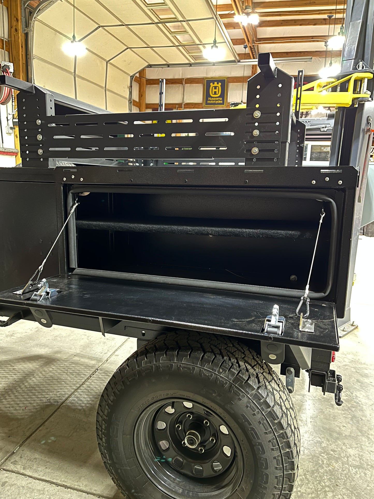 Medium Aluminum Side Saddle Box