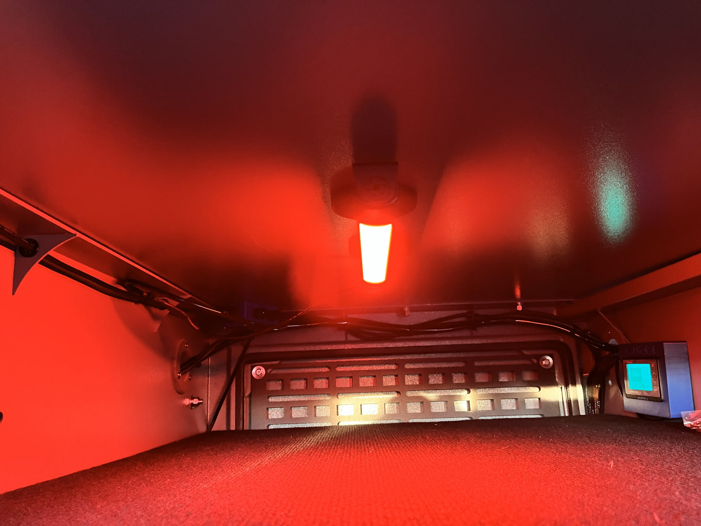 Interior Lighting - White/Red Dimmable